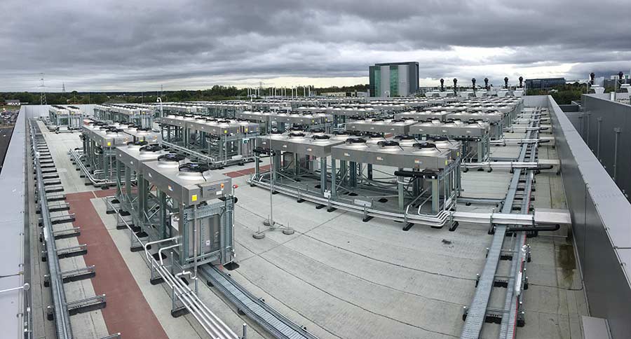 Commercial flat roof with rooftop mechanical units